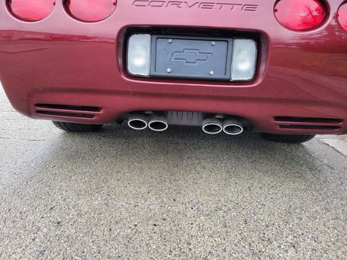 Used 2003 Chevrolet Corvette Coupe w/ Preferred Equipment Group image 20