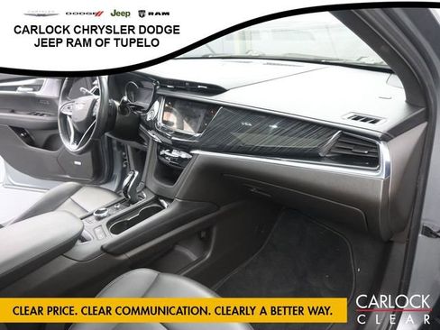 Used 2023 Cadillac XT6 Premium Luxury image 43