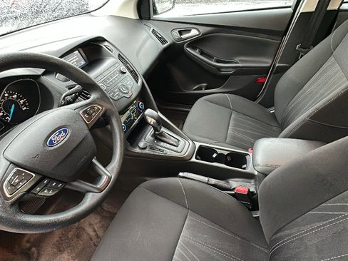 Used 2018 Ford Focus SE image 22