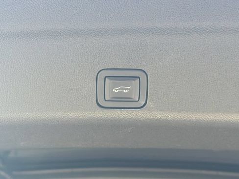 Used 2024 Chevrolet Tahoe RST AWD/4WD image 21