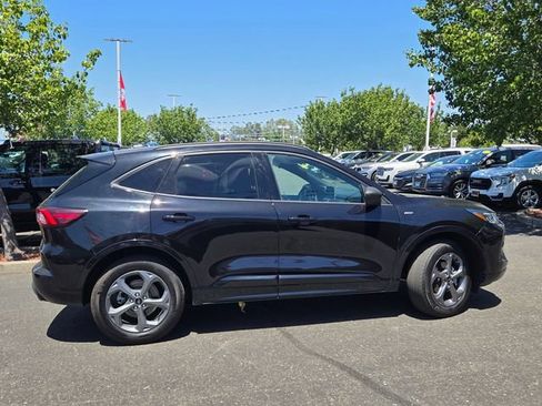 Used 2024 Ford Escape ST-Line AWD/4WD image 3