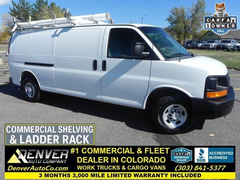 Used 2015 Chevrolet Express 3500 Extended image 1