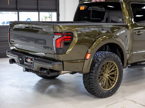 Used 2026 Ford F150 Raptor w/ Equipment Group 803A Raptor R AWD/4WD image 18