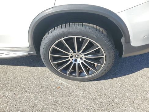 Used 2022 Mercedes-Benz GLC 300 4MATIC Coupe image 13