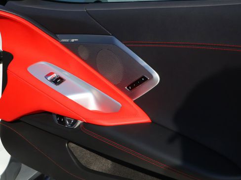 Used 2020 Chevrolet Corvette Stingray Preferred Cpe w/ 2LT Preferred Equipment Group image 16