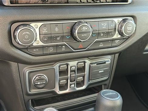 New 2026 Jeep Gladiator Sport image 16