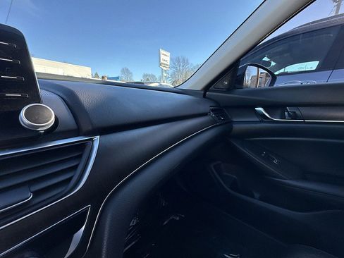 Used 2021 Honda Accord EX-L image 13