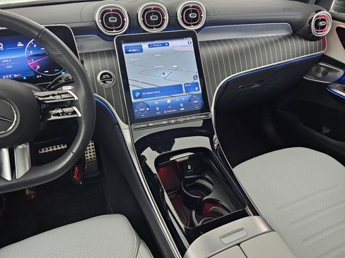 Certified 2025 Mercedes-Benz GLC 300 4MATIC image 30