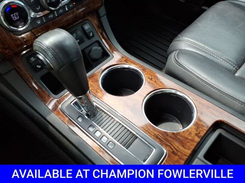 Used 2013 Chevrolet Traverse LTZ FWD image 17