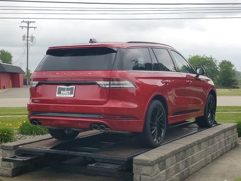 New 2026 Lincoln Aviator Reserve w/ Jet Appearance Package AWD/4WD image 4