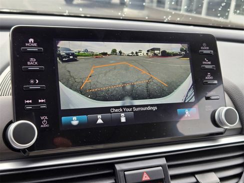 Used 2021 Honda Accord EX image 19