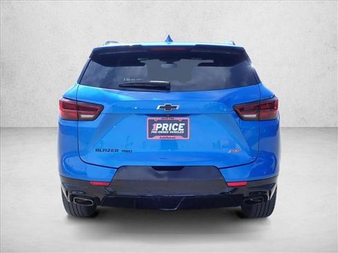 Used 2024 Chevrolet Blazer RS w/ Enhanced Convenience Package image 3