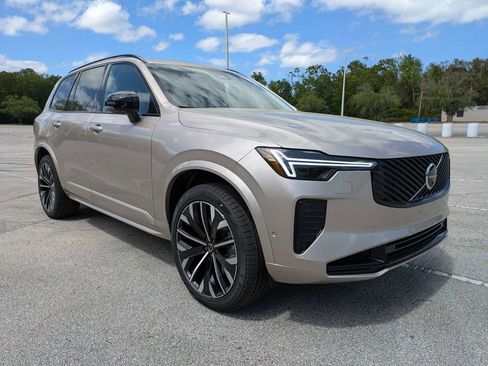 New 2026 Volvo XC90 T8 Ultra w/ Protection Package Premier AWD/4WD image 8