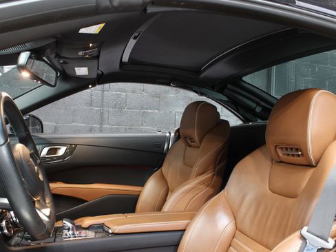 Used 2017 Mercedes-Benz SL 550 image 24