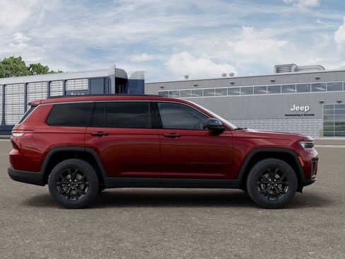 New 2026 Jeep Grand Cherokee L 4WD image 21