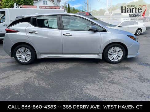 Used 2023 Nissan Leaf S FWD image 5