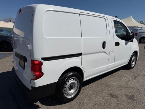 Used 2021 Nissan NV200 S FWD image 9