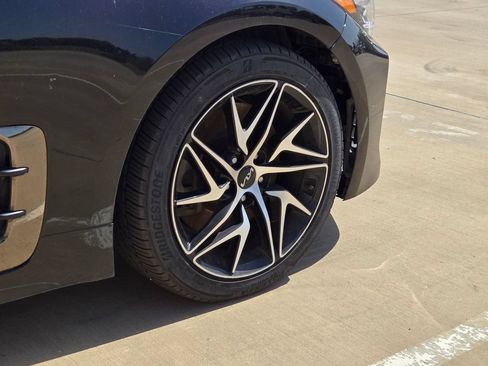 Used 2022 Kia Stinger GT-Line w/ Sun & Sound Package RWD image 21