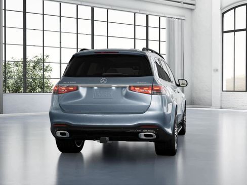 New 2026 Mercedes-Benz GLS 580 4MATIC image 36