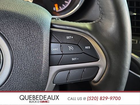 Used 2018 Jeep Grand Cherokee Limited w/ Trailer Tow Group IV AWD/4WD image 14