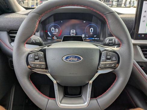 New 2025 Ford Explorer ST-Line w/ Premium Package image 30