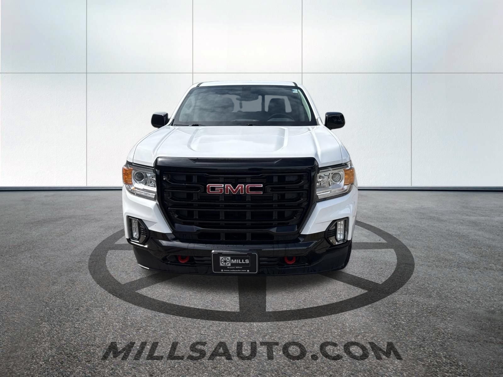 Used 2022 GMC Canyon AT4 w/ Trailering Package AWD/4WD image 2