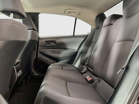 Used 2025 Toyota Corolla LE FWD image 8