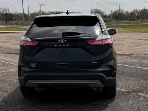 Certified 2024 Ford Edge SEL w/ Convenience Package AWD/4WD image 4