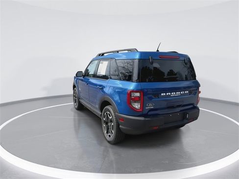 Used 2023 Ford Bronco Sport Outer Banks w/ Tech Package image 7