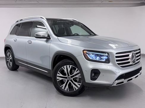 Certified 2025 Mercedes-Benz GLB 250 4MATIC image 10
