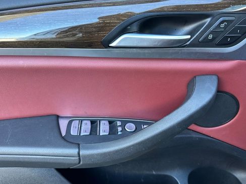 Used 2024 BMW X3 sDrive30i w/ Convenience Package image 10