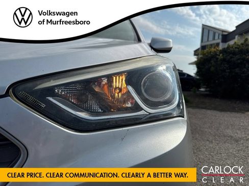 Used 2017 Hyundai Santa Fe Sport FWD image 10