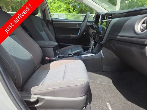 Used 2019 Toyota Corolla LE FWD image 14