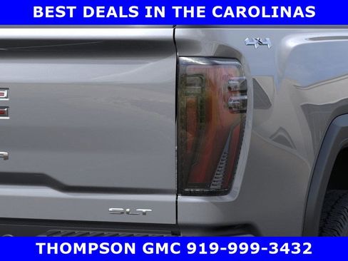 New 2026 GMC Sierra 2500 SLT w/ SLT Convenience Package image 14
