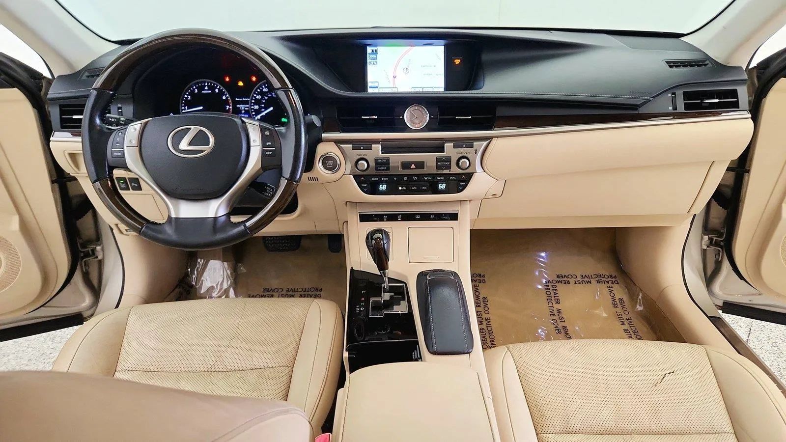 Used 2014 Lexus ES 350 w/ Luxury Package FWD image 27