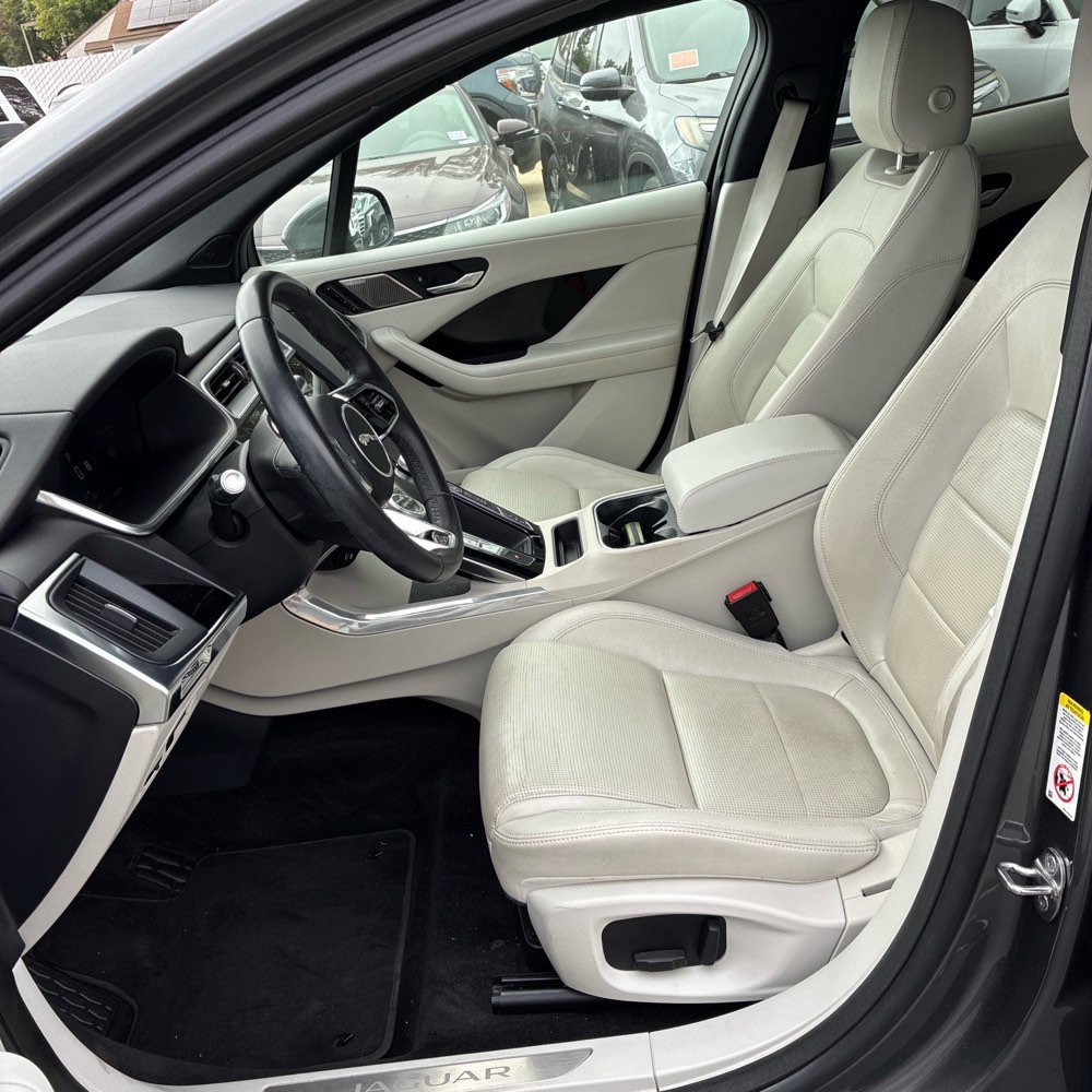 Used 2020 Jaguar I-PACE SE AWD/4WD image 3