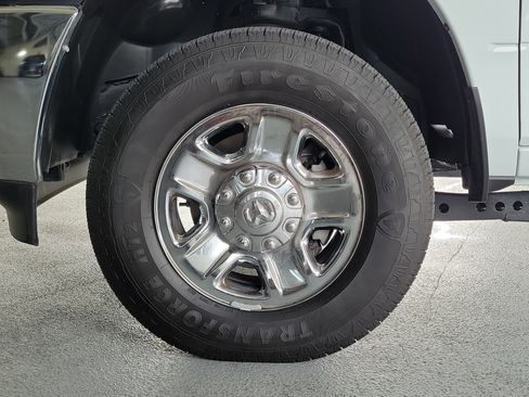 Used 2026 RAM 2500 Tradesman AWD/4WD image 5