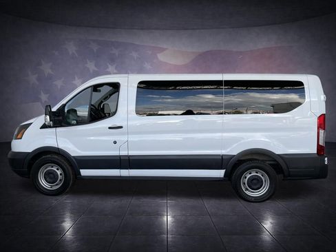 Used 2017 Ford Transit 150 XL image 3