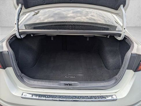 Used 2019 Nissan Altima 2.5 SR w/ SR Premium Package FWD image 6