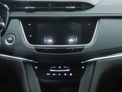 Used 2021 Cadillac XT5 Luxury image 14
