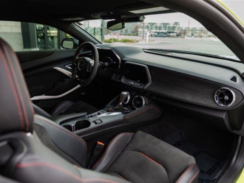 Used 2019 Chevrolet Camaro ZL1 image 37