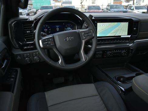 New 2026 Chevrolet Silverado 2500 ZR2 image 18