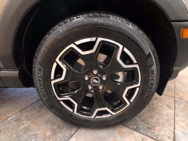 New 2026 Ford Bronco Sport Outer Banks w/ Outer Banks Tech Package+ AWD/4WD image 9