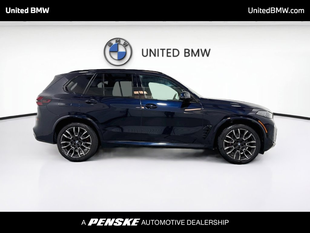 Certified 2024 BMW X5 xDrive40i w/ M Sport Package AWD/4WD image 4