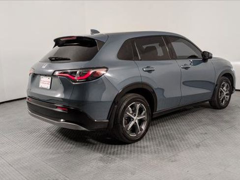 Used 2025 Honda HR-V EX-L image 8