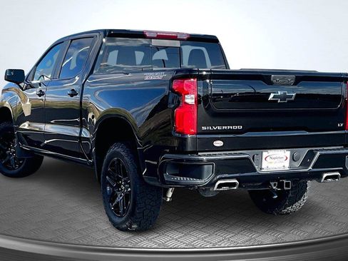 Used 2024 Chevrolet Silverado 1500 LT Trail Boss w/ Convenience Package II image 14
