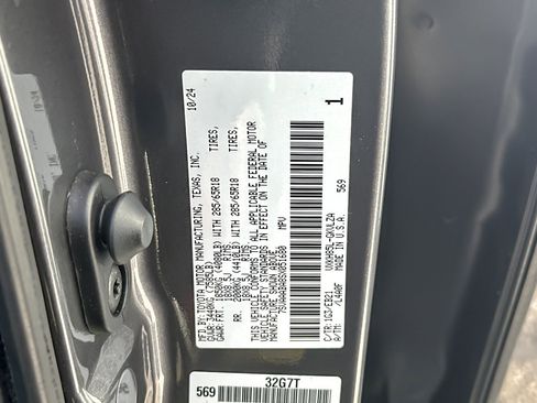 Certified 2025 Toyota Sequoia TRD Pro image 28