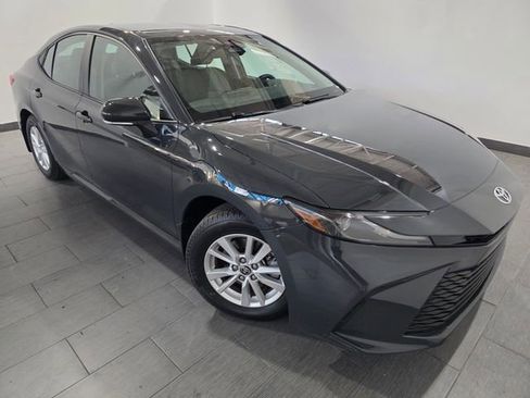 Used 2025 Toyota Camry LE w/ Convenience Package AWD/4WD image 7
