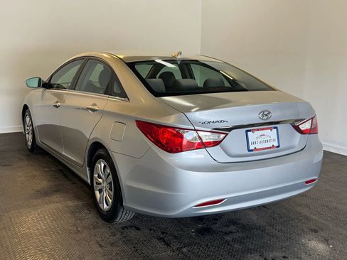 Used 2011 Hyundai Sonata GLS FWD image 4