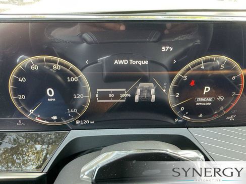 New 2026 INFINITI QX80 Autograph AWD/4WD image 10